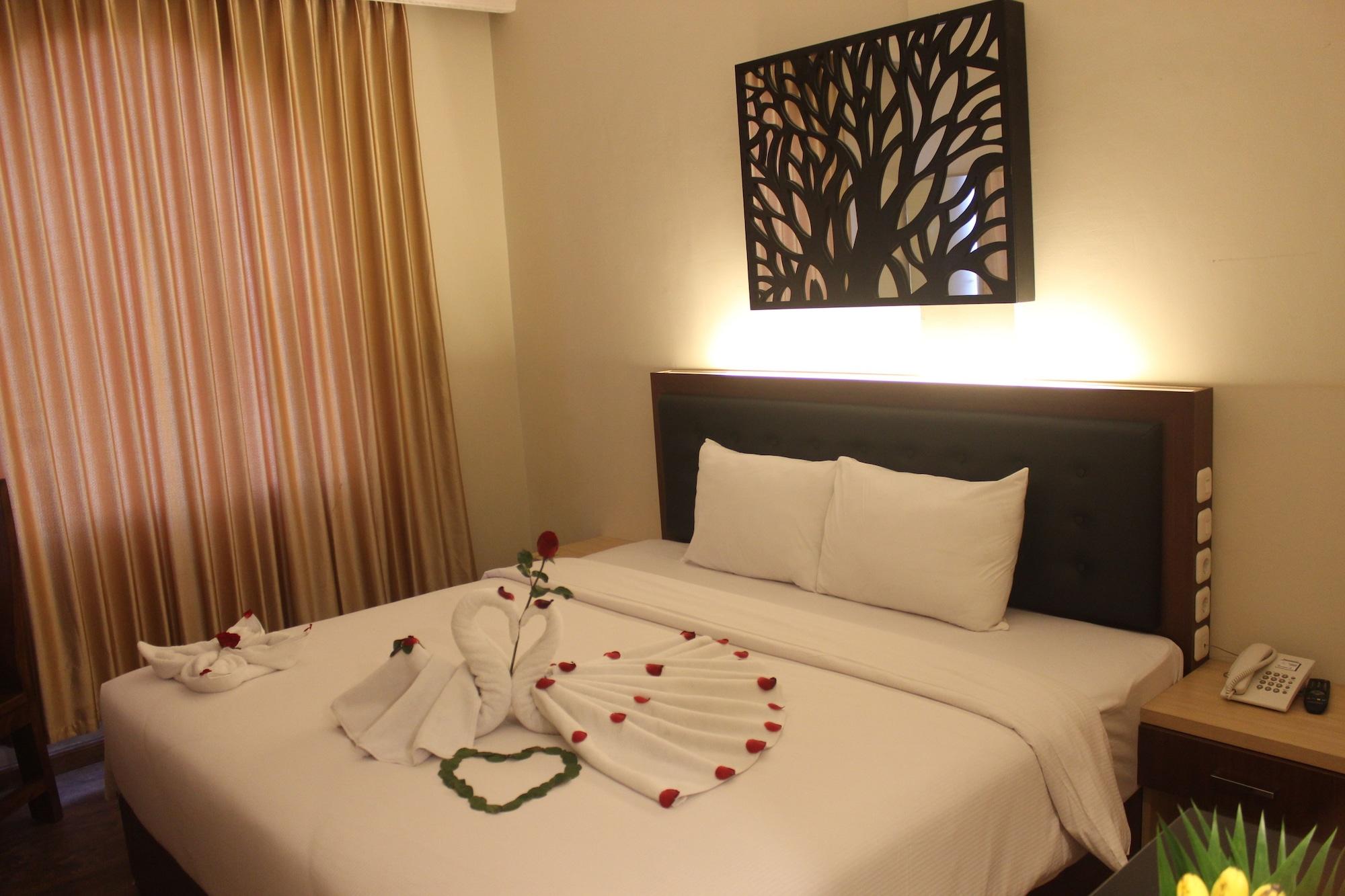 D'Salvatore Boutique Hotel Yogyakarta Maguwo Экстерьер фото