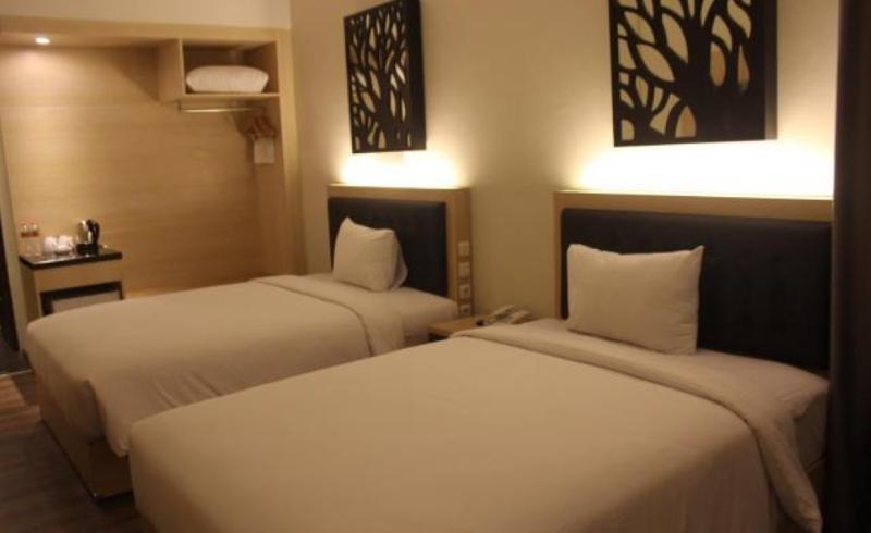 D'Salvatore Boutique Hotel Yogyakarta Maguwo Экстерьер фото